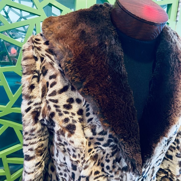 Vintage Genuine Leopard Leg Fur Overcoat w/ Sheared Beaver Collar Luxury Lining - Picture 7 of 13
